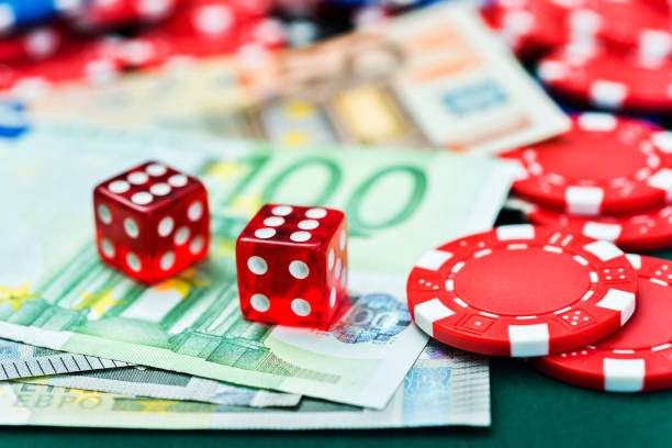 Lucky Neko slot game interface showing reel symbols and win lines